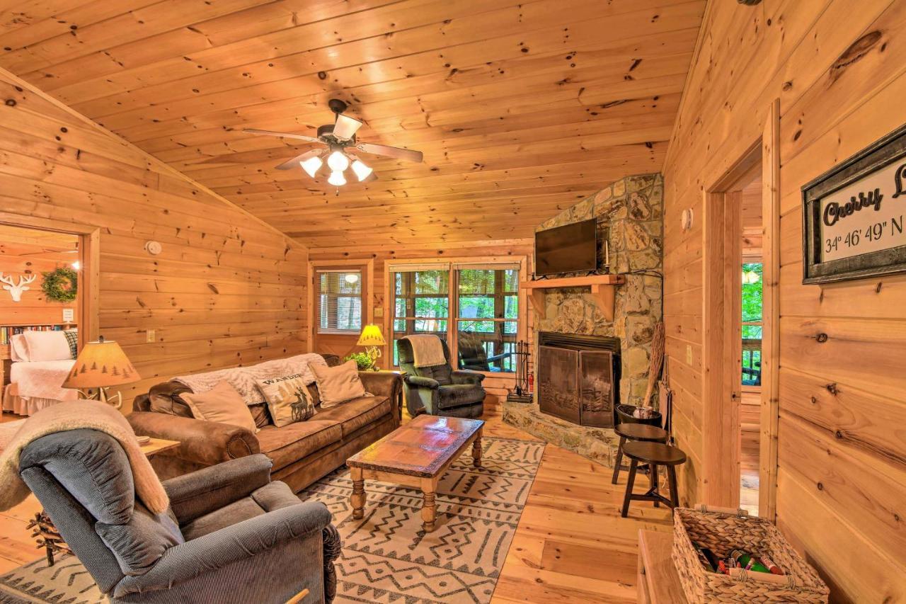 Pinot And Pine Chic Log Cabin About 5 Mi To Blue Ridge Exterior foto
